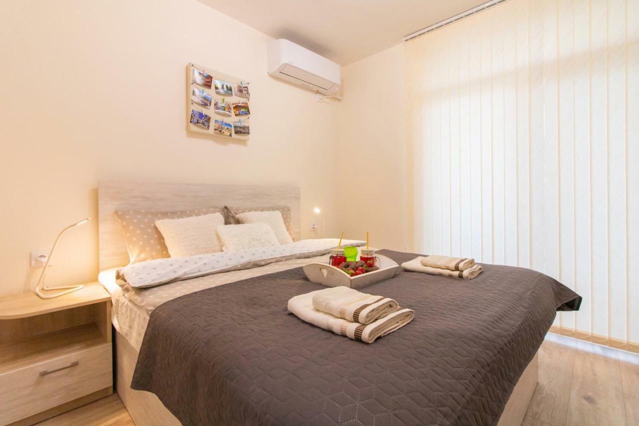 Domus Apartments Grand Plovdiv Esterno foto